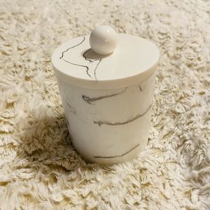 Marblesque Canister